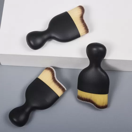 Dongshen makeup curved foundation brush custom logo vegan synthetic hair black liquid foundation cosmetic brush