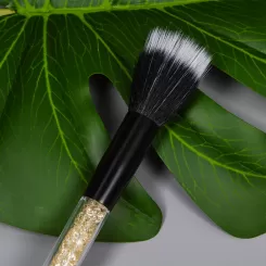 Are You Using Your Duo Fiber Makeup Brush Correctly?